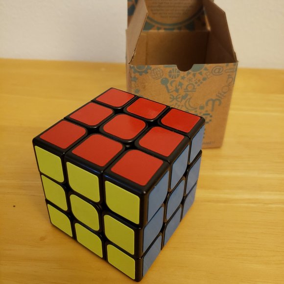 Small Fish Speed Magic Cube - Picture 6 of 9
